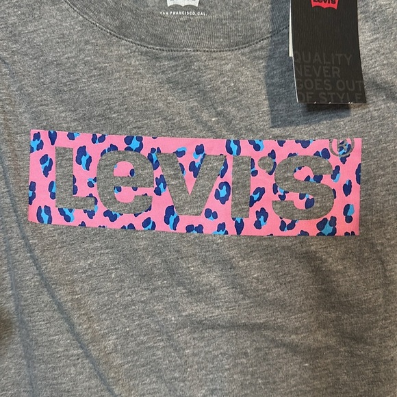 NWT Women’s Small Levi’s Cropped Tank - Picture 2 of 4